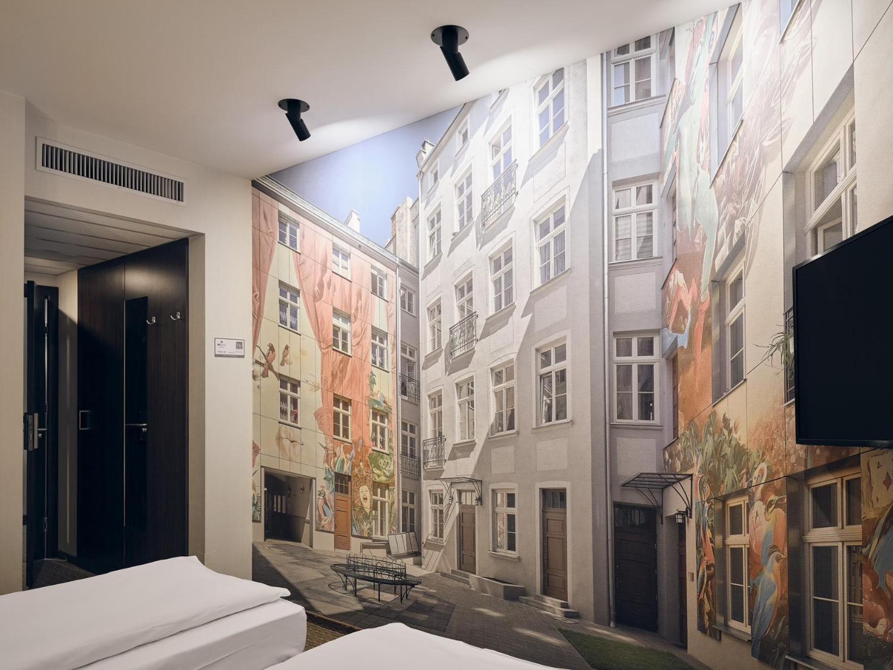 Iness Hotel Лодзь Экстерьер фото
